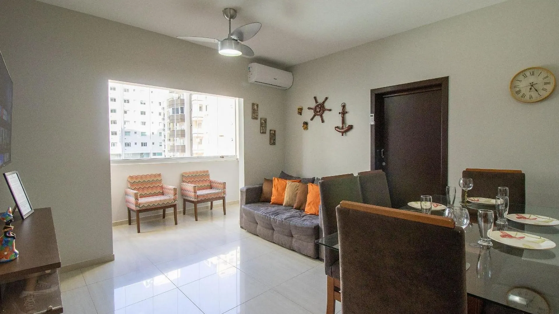 Apartmán Cdl52 - 2 Dorm, Climatizado, Esq. Av. Brasil Balneário Camboriú