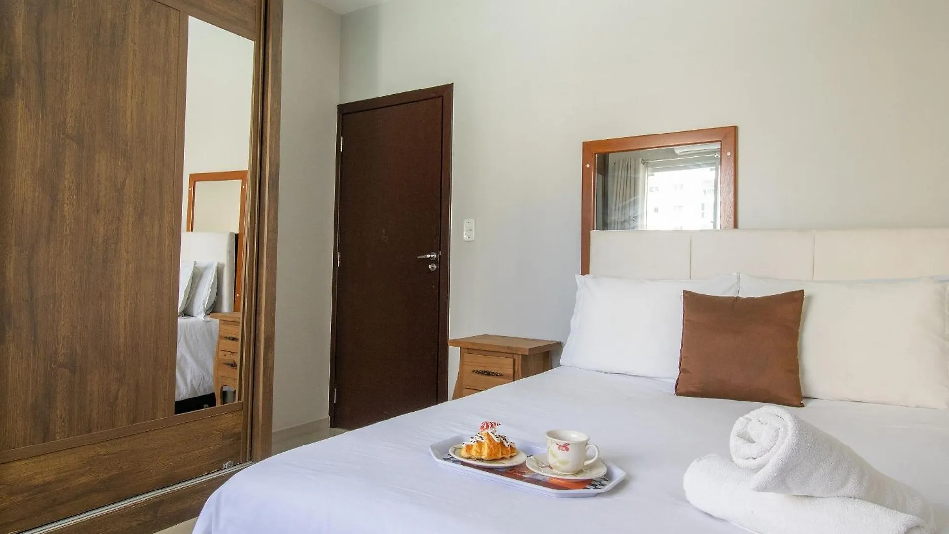 Apartmán Cdl52 - 2 Dorm, Climatizado, Esq. Av. Brasil Balneário Camboriú